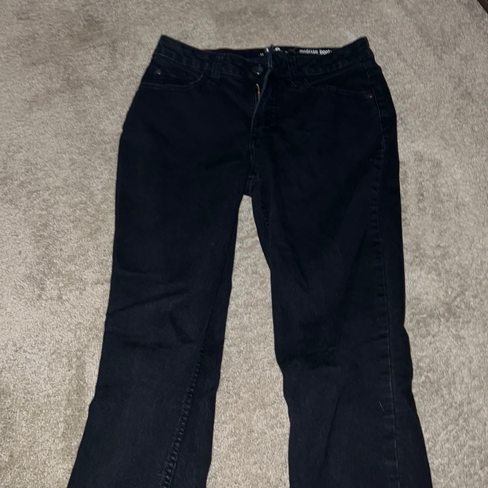 very comfortable and cute wore these out twice and got compliments!